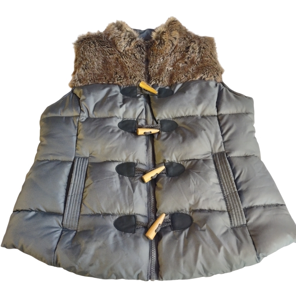 Ruff Hewn Faux Fur Puffer Vest Women’s Size M Gray  Full Zip Togg Button Quilted - Picture 3 of 9